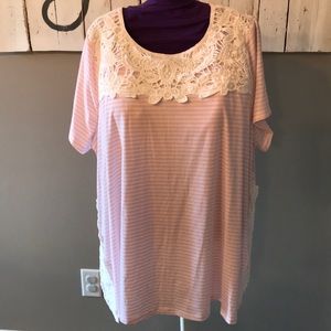 Lane Bryant short sleeve top! size 22/24